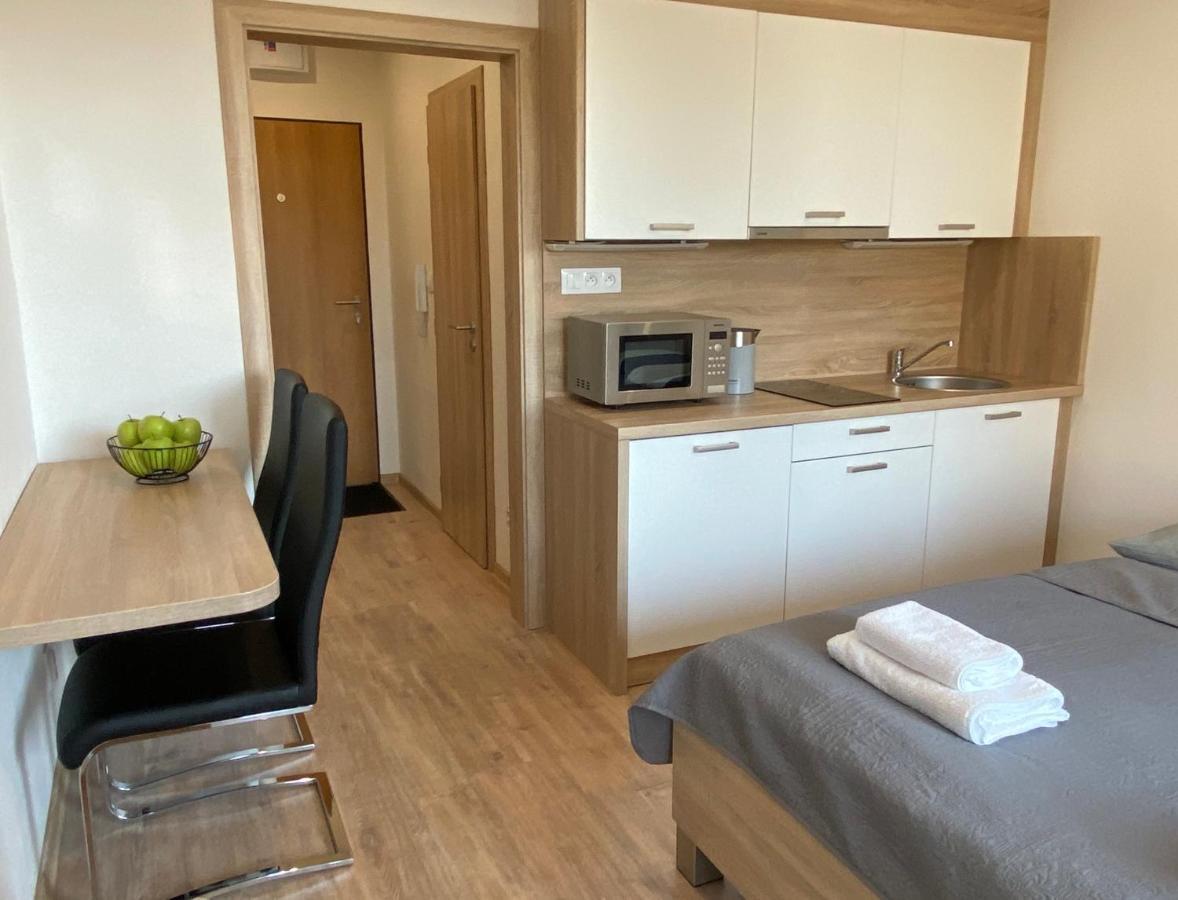 Apartment Poprad Exterior foto